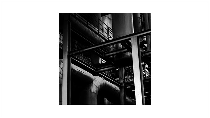 duisburg / fallende neubauten